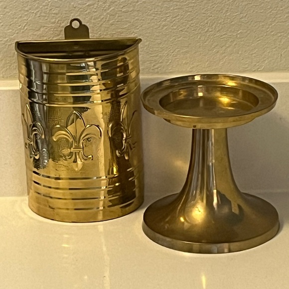 Vintage Fleur-De-Lis Matchstick Holder Wall Decor & Heavy Brass Candle Holder - Picture 14 of 14